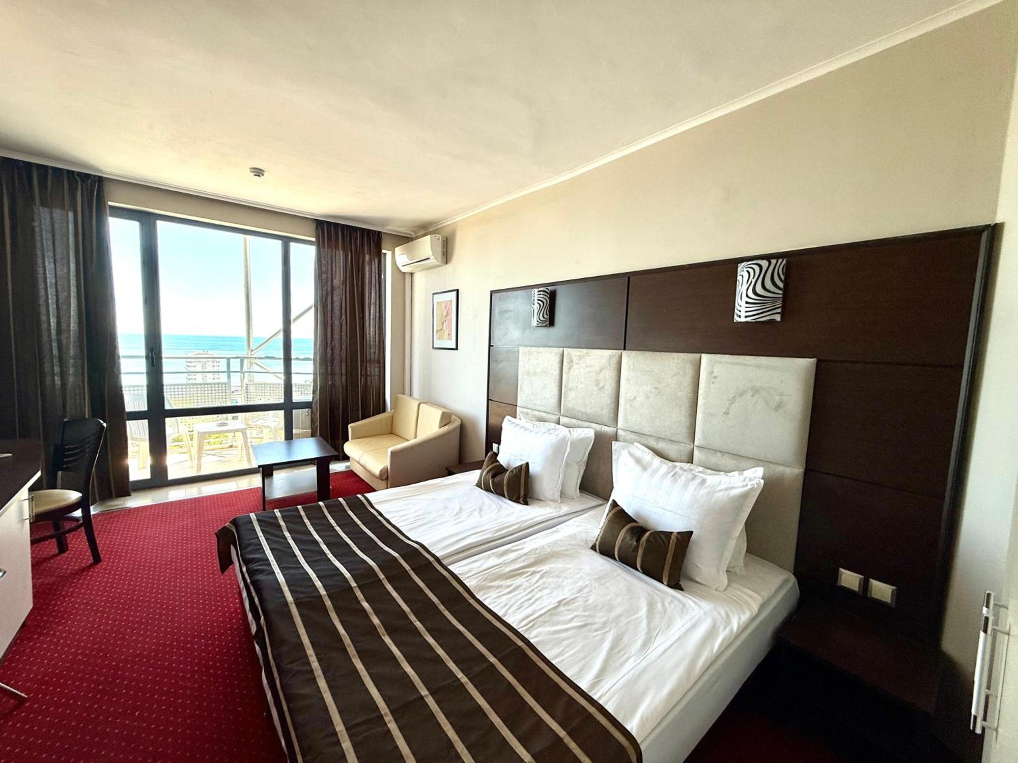 גולדן סנדס Hotel Rеgina מראה חיצוני תמונה