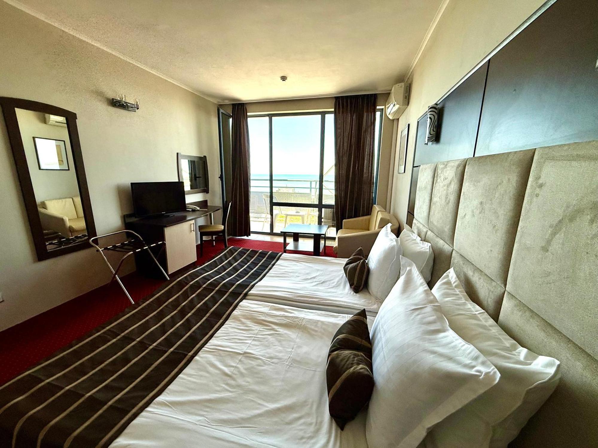 גולדן סנדס Hotel Rеgina מראה חיצוני תמונה