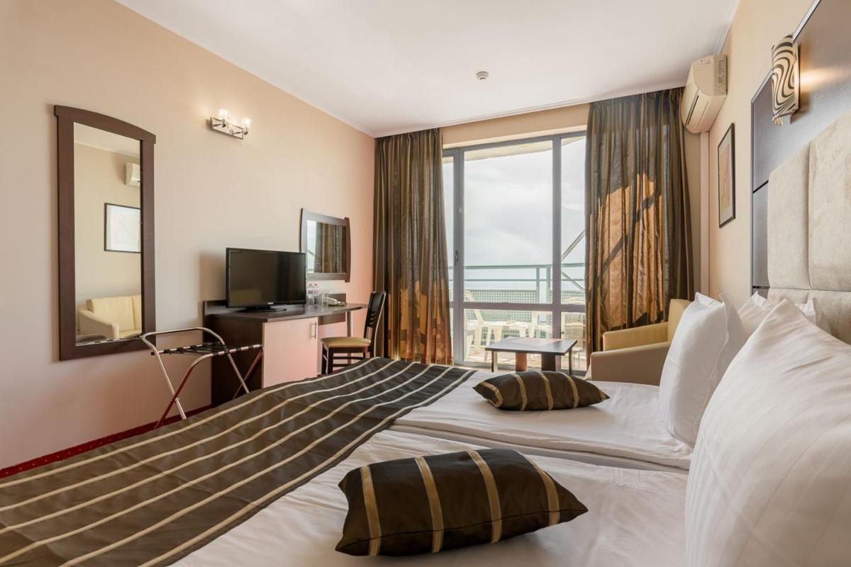 גולדן סנדס Hotel Rеgina מראה חיצוני תמונה
