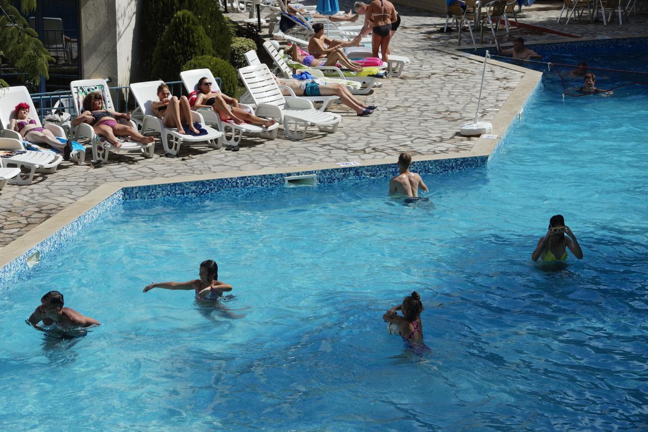 גולדן סנדס Hotel Rеgina מראה חיצוני תמונה