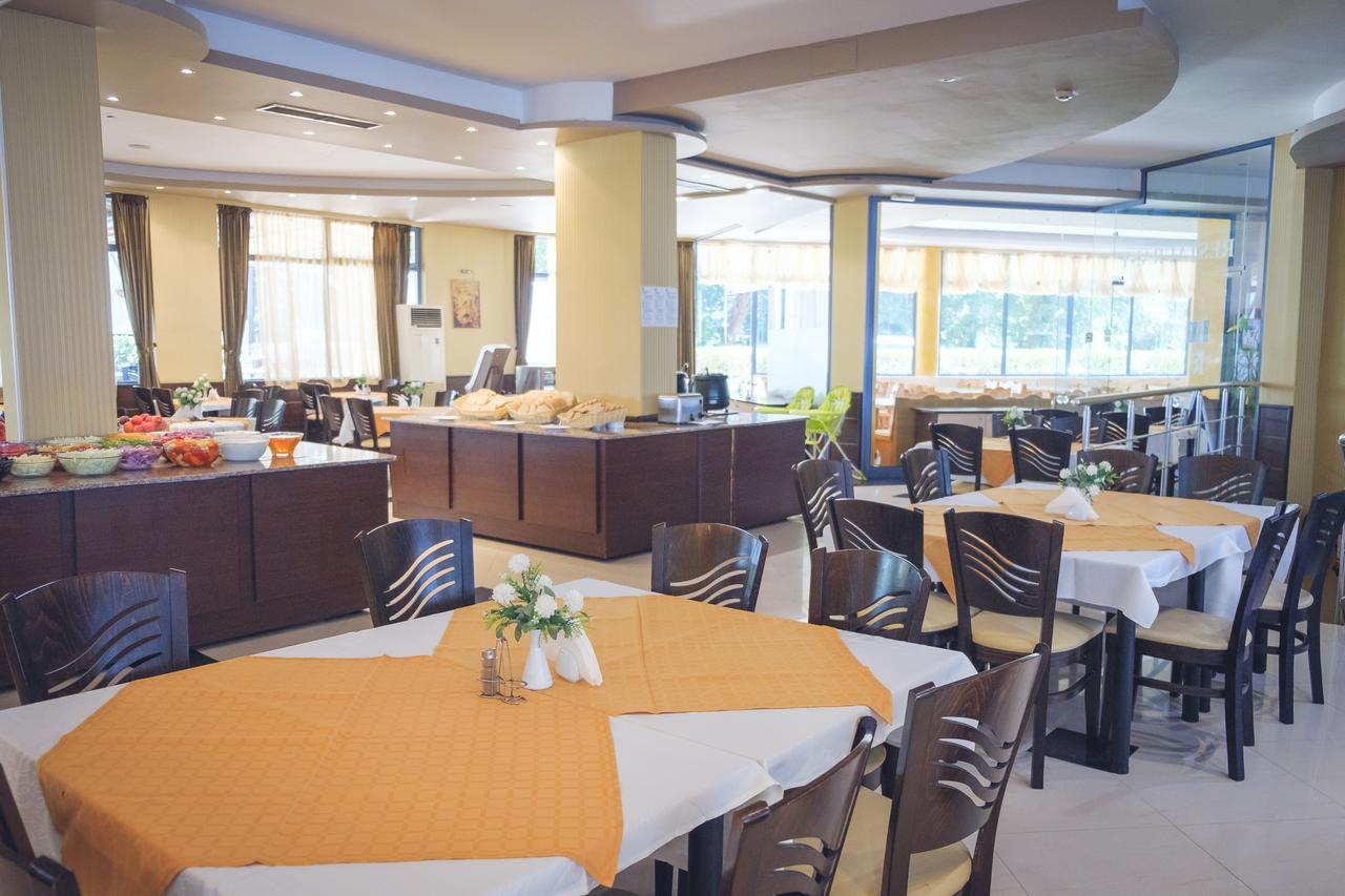 גולדן סנדס Hotel Rеgina מראה חיצוני תמונה